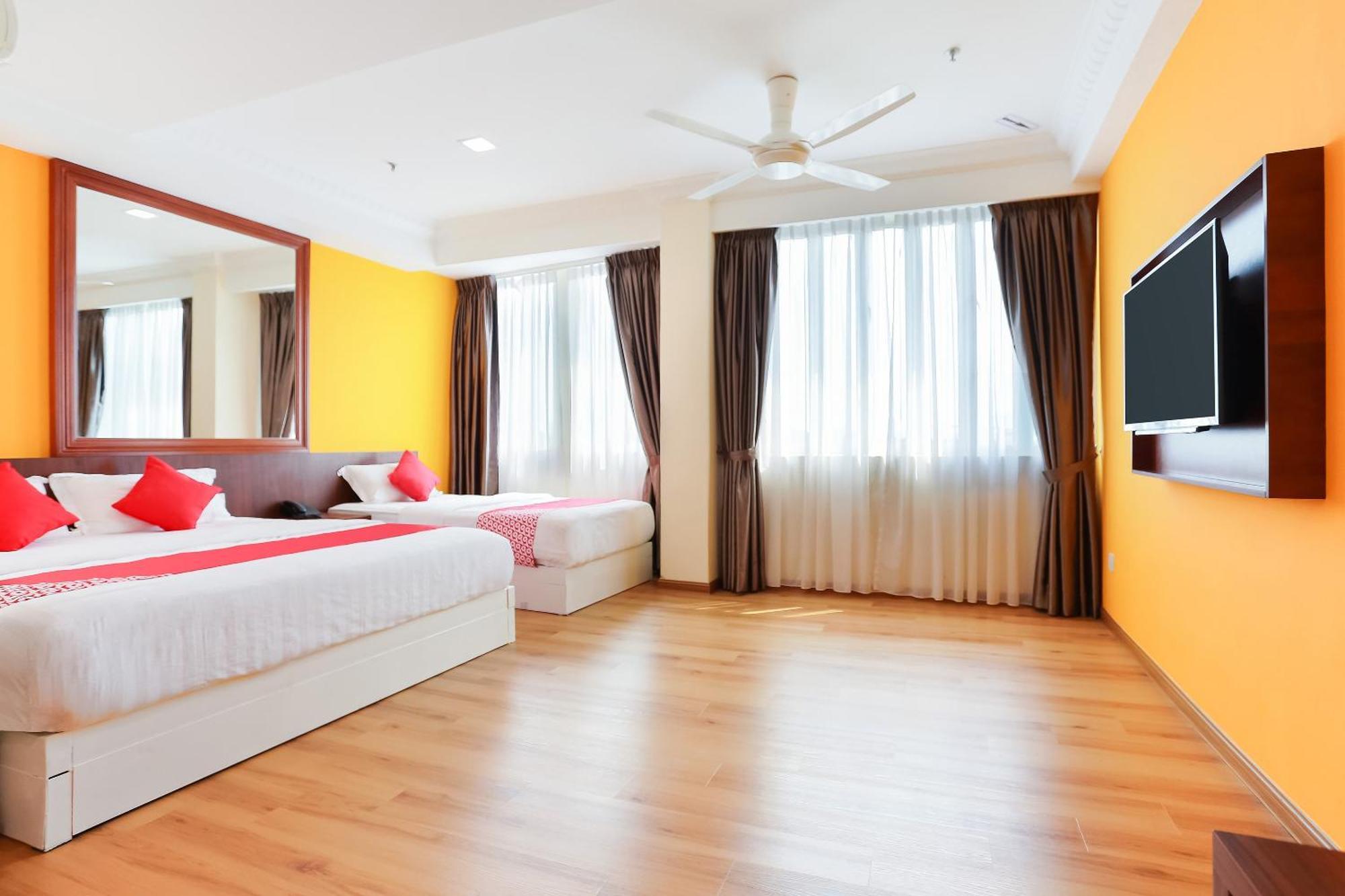 Collection O Hotel Super Cowboy Malacca Exterior foto