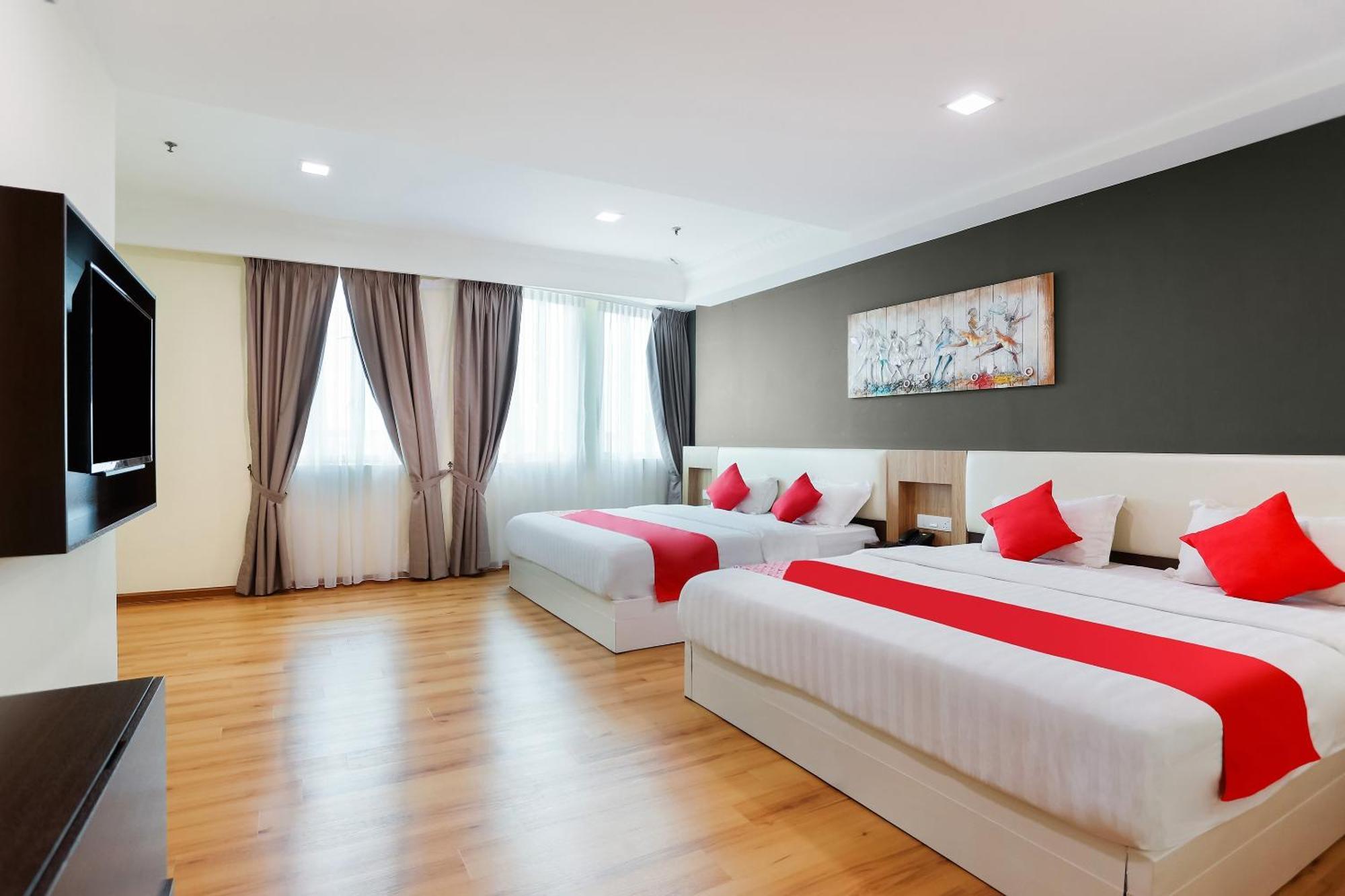 Collection O Hotel Super Cowboy Malacca Exterior foto